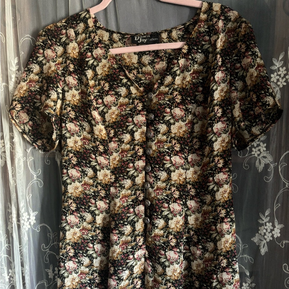 “Dawn Joy” floral maxi dress